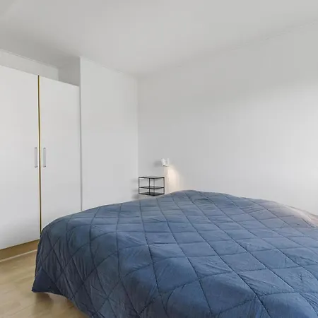 Sopark Lejl, 28